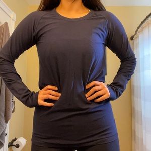 Lululemon DUPE exercise top size XL in Navy long